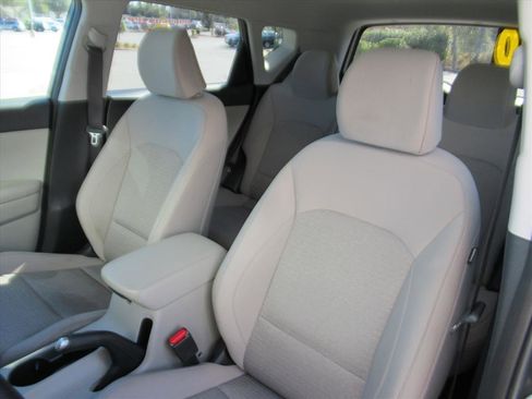 Used 2020 Kia Soul EX image 17