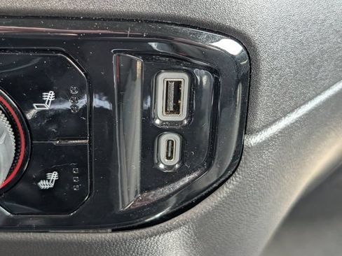 Used 2024 Chevrolet Silverado 1500 RST AWD/4WD image 19