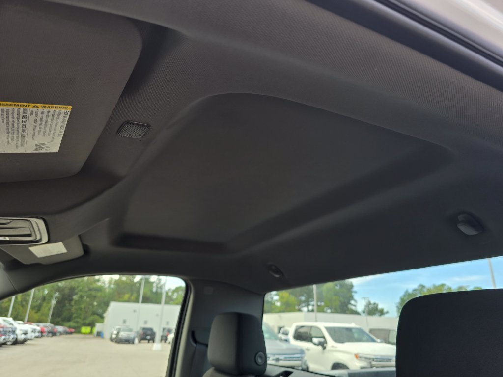 Certified 2025 Chevrolet Silverado 1500 W/T RWD image 21