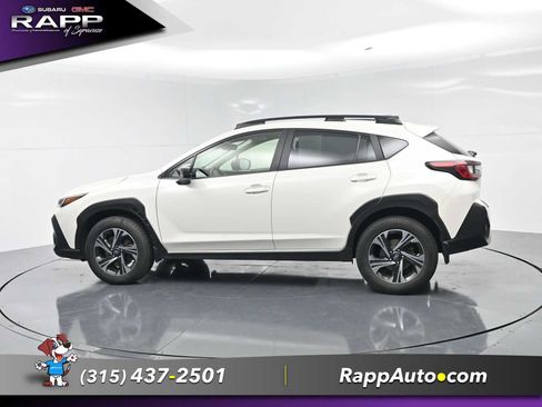 Used 2024 Subaru Crosstrek 2.0i Premium AWD/4WD image 3