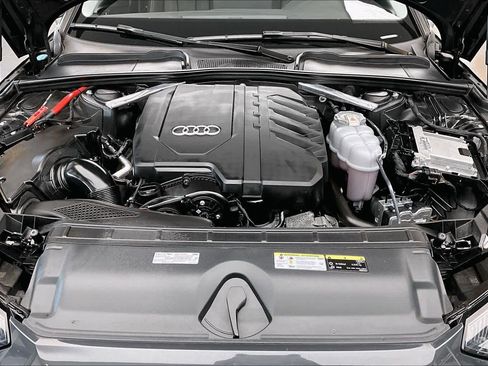 Used 2022 Audi A4 2.0T Premium w/ Convenience Package image 29