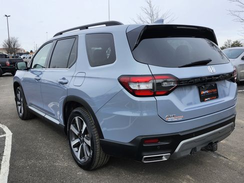 Used 2024 Honda Pilot Touring image 18