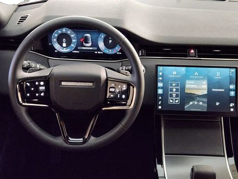 Used 2026 Land Rover Range Rover Evoque S image 25