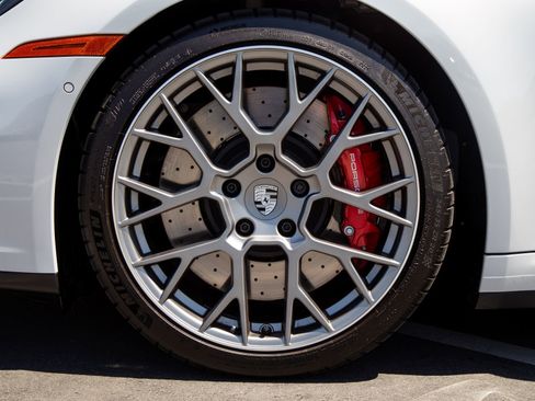 Certified 2026 Porsche 911 Carrera 4S AWD/4WD image 12