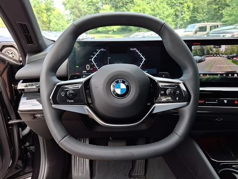 Used 2026 BMW 530i xDrive AWD/4WD image 21