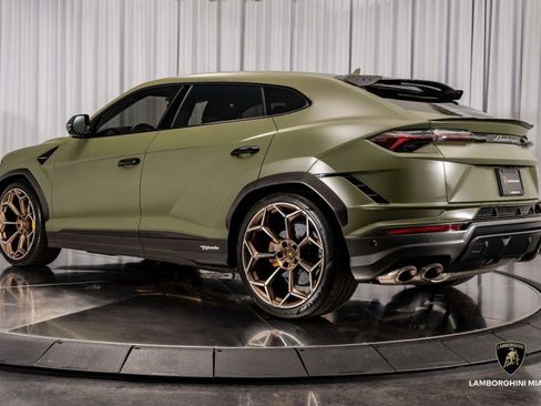 Used 2024 Lamborghini Urus Performante image 22