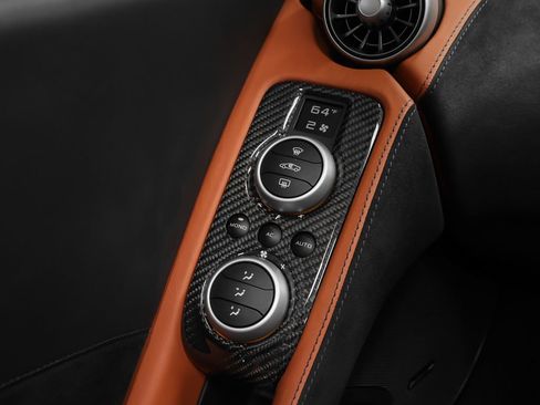 Used 2013 McLaren MP4-12C Spider RWD image 62