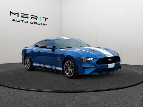 Used 2020 Ford Mustang GT image 1