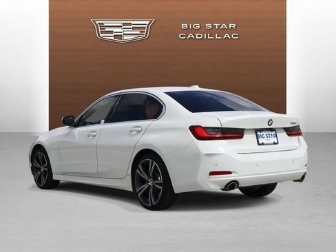 Used 2024 BMW 330i Sedan w/ Convenience Package RWD image 3