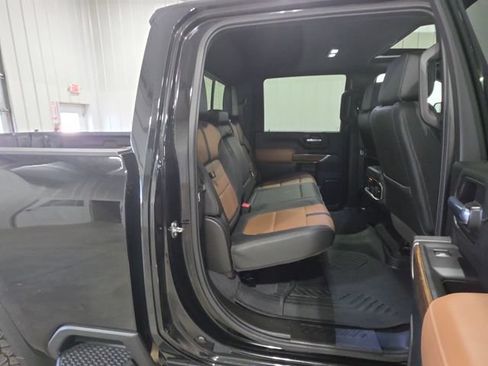 Used 2023 Chevrolet Silverado 3500 High Country w/ Z71 Off-Road Package AWD/4WD image 27