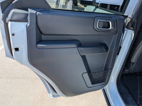 Certified 2025 Ford Bronco Badlands AWD/4WD image 33