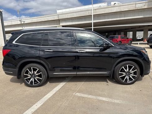 Certified 2022 Honda Pilot Elite image 2