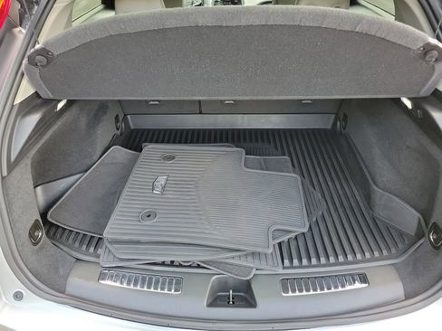 Used 2020 Cadillac XT4 Premium Luxury image 8