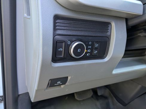 Used 2025 Ford F250 XL w/ STX Appearance Package AWD/4WD image 18