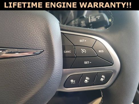 New 2025 Chrysler Pacifica Select w/ Fav Edition Package image 22