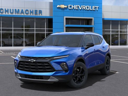 New 2025 Chevrolet Blazer LT w/ Convenience Package image 30