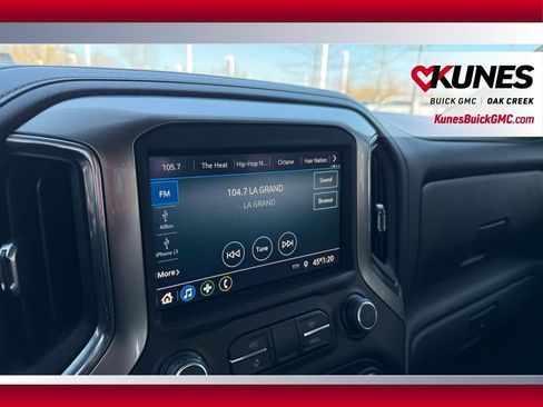 Used 2022 Chevrolet Silverado 2500 LT w/ Convenience Package image 18