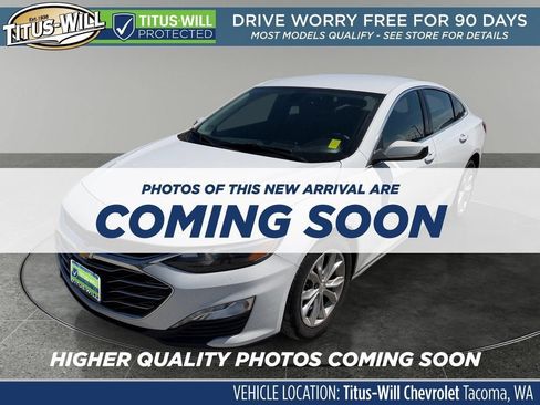 Used 2019 Chevrolet Malibu LT FWD image 2
