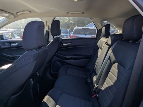Used 2022 Ford Edge SE AWD/4WD image 11