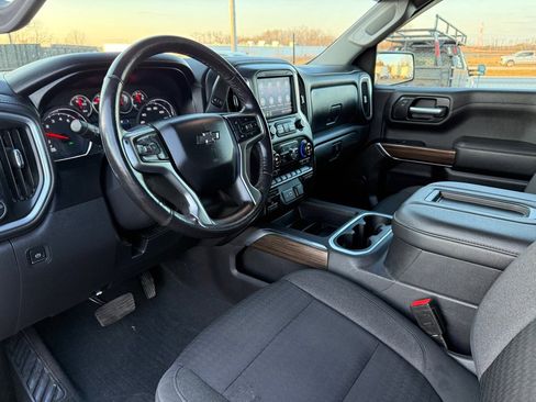 Used 2021 Chevrolet Silverado 1500 RST image 11