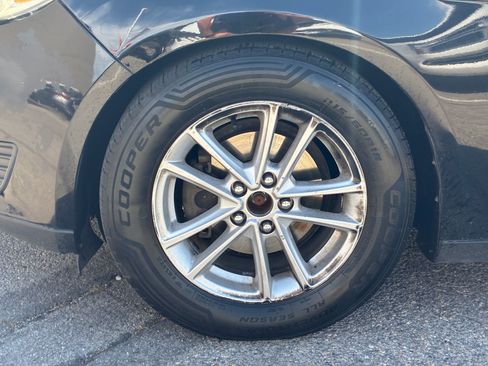 Used 2017 Ford Focus SE FWD image 13