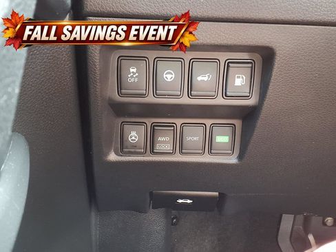 Used 2020 Nissan Rogue SL w/ Premium Package AWD/4WD image 24