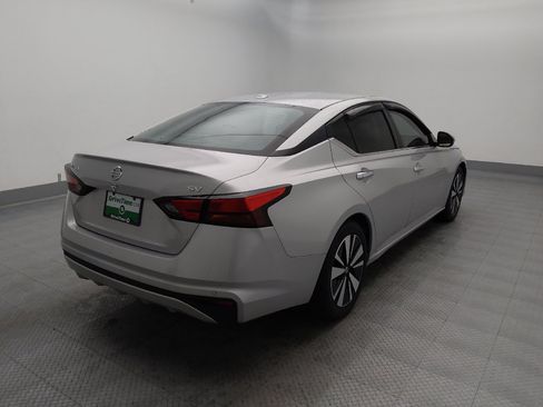 Used 2021 Nissan Altima 2.5 SV FWD image 7