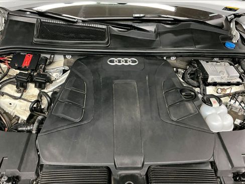 Used 2019 Audi Q7 3.0T Prestige image 13