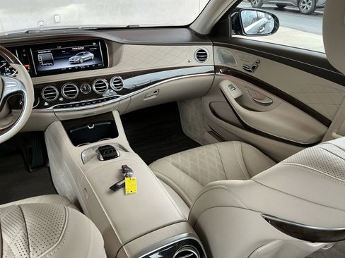 Used 2017 Mercedes-Benz S 550 4MATIC Sedan image 16