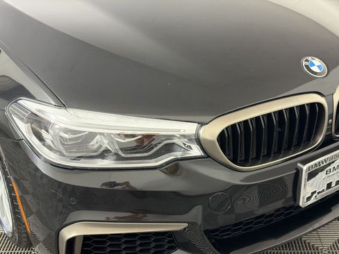 Used 2019 BMW M550i xDrive w/ Dynamic Handling Package AWD/4WD image 12