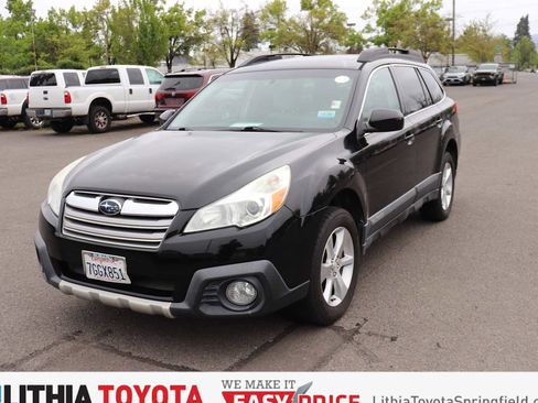 Used 2014 Subaru Outback 3.6R Limited AWD/4WD image 1