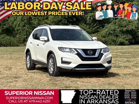 Certified 2020 Nissan Rogue SV FWD image 1