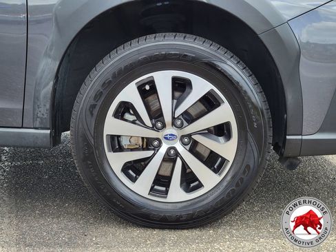 Used 2024 Subaru Outback Premium AWD/4WD image 11