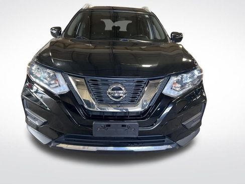 Used 2017 Nissan Rogue SV image 8
