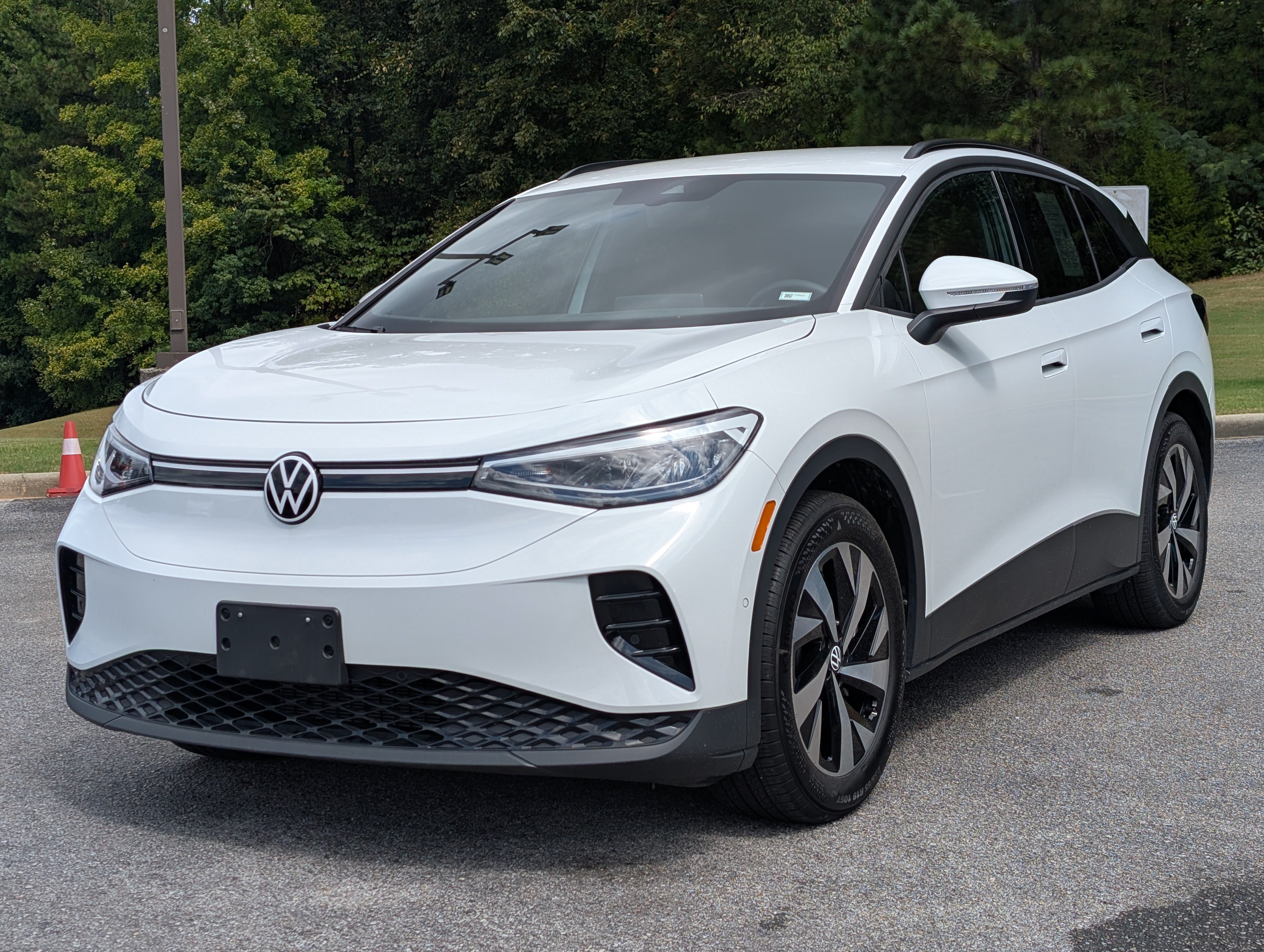 Used 2024 Volkswagen ID.4 2WD image 5