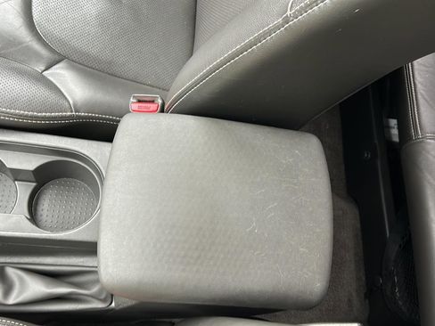 Used 2017 Nissan Frontier PRO-4X w/ Pro-4x Luxury Package AWD/4WD image 18
