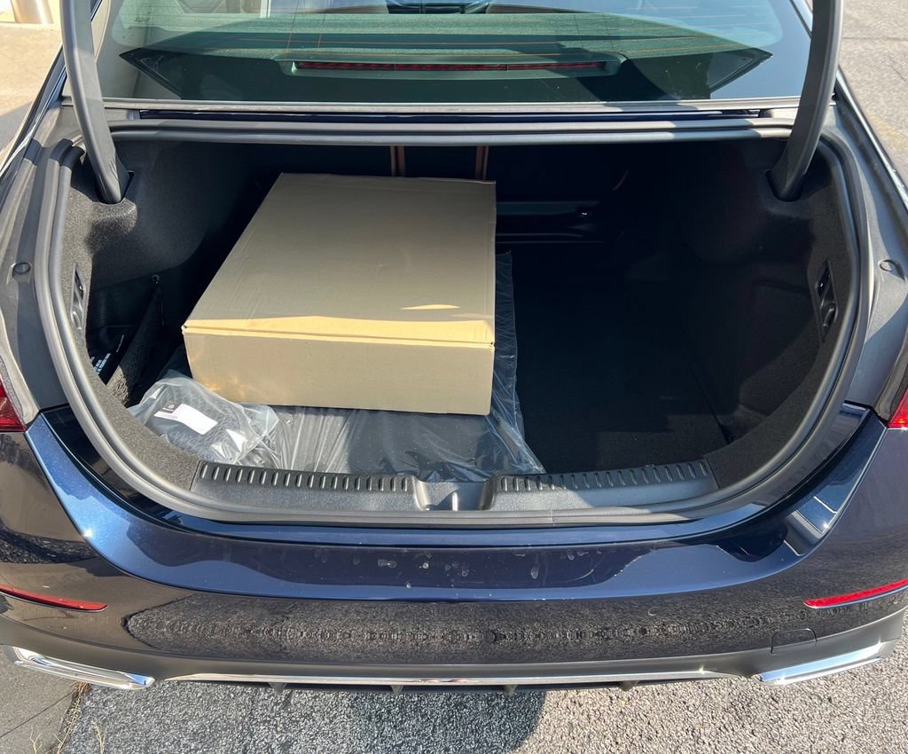New 2027 Mercedes-Benz E 350 4MATIC Sedan image 32