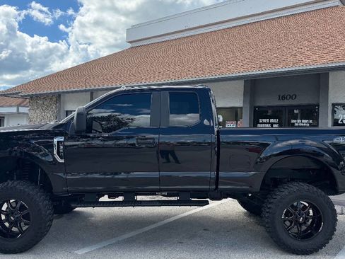 Used 2021 Ford F350 XL w/ Power Equipment Group image 7