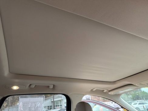 Used 2018 Ford Escape SEL image 26