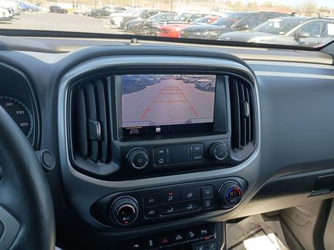 Used 2022 Chevrolet Colorado Z71 image 23