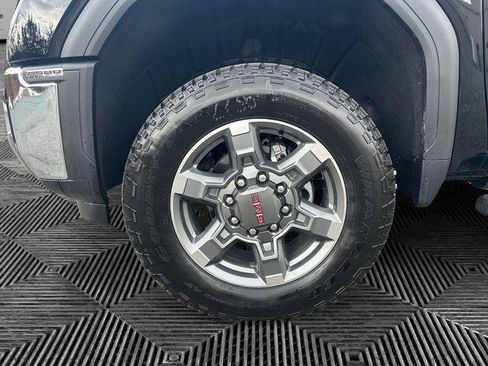 New 2026 GMC Sierra 2500 SLT w/ SLT Premium Package image 14