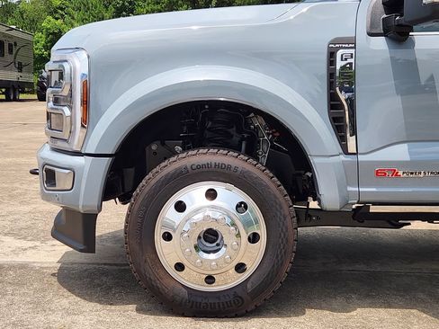 Used 2026 Ford F450 Platinum w/ Platinum Plus Package AWD/4WD image 8