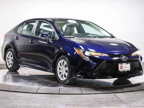 Certified 2020 Toyota Corolla LE w/ Carpet Mat Package (TMS) FWD image 6