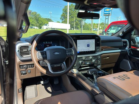 Used 2025 Ford F150 King Ranch AWD/4WD image 13