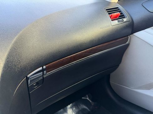 Used 2010 Lexus ES 350 image 25