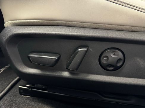 New 2026 Nissan Sentra SL FWD image 19