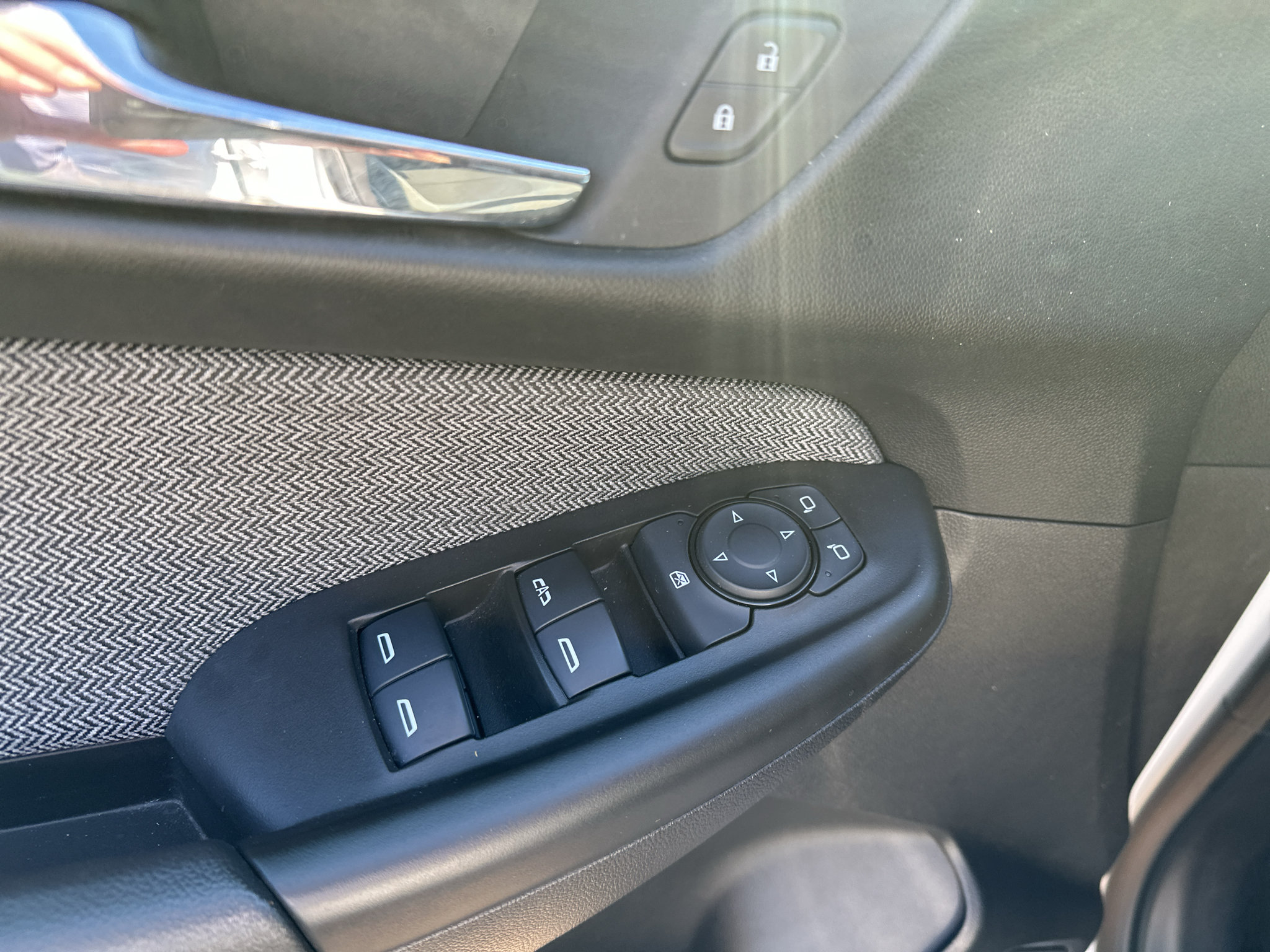 Used 2025 Chevrolet TrailBlazer LT AWD/4WD image 10