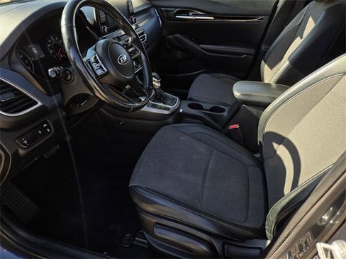 Used 2021 Kia Seltos S image 18