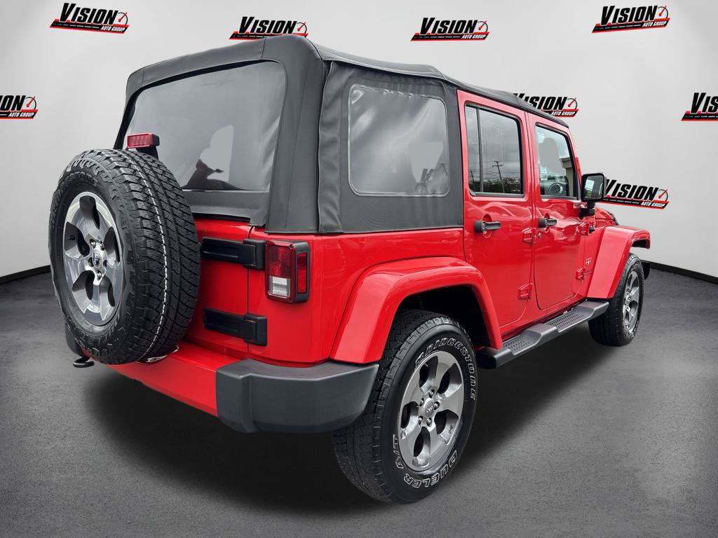 Used 2017 Jeep Wrangler Unlimited Sahara AWD/4WD image 5