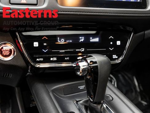 Used 2021 Honda HR-V EX-L image 19